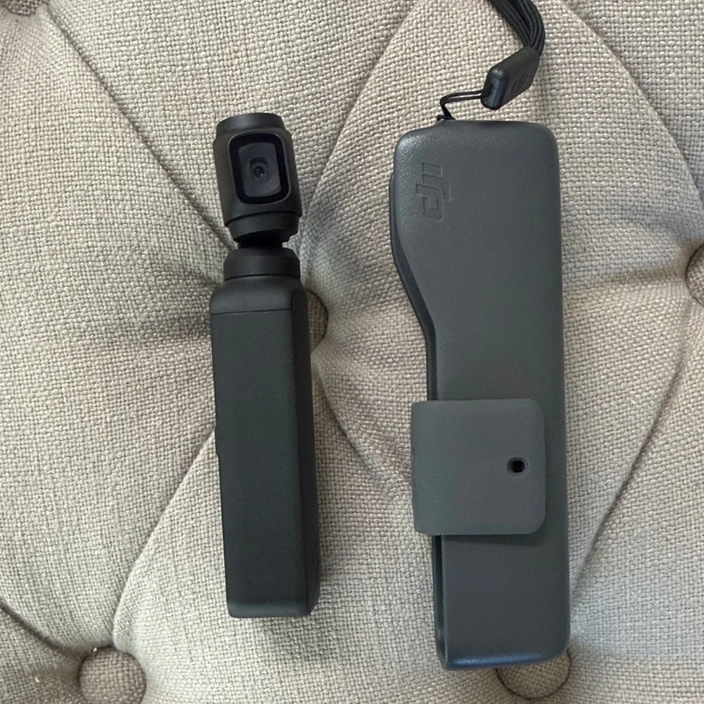 DJI osmo pocket Black and Gray Camera Set